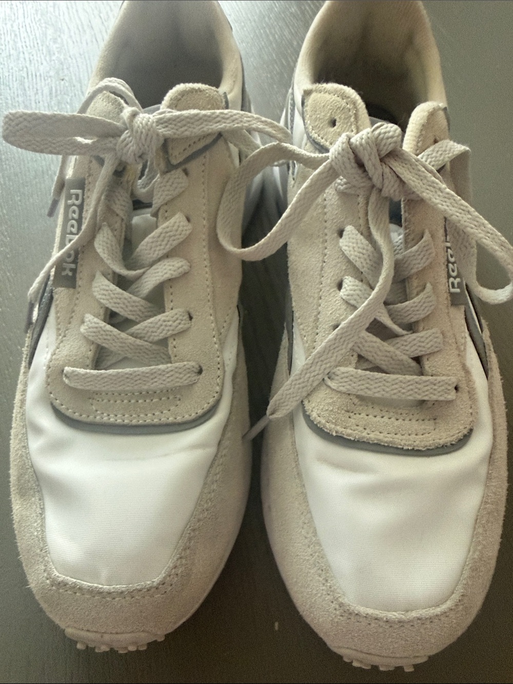 Women’s Reebok 8.5 White and Light Gray Retro Runner Sneakers